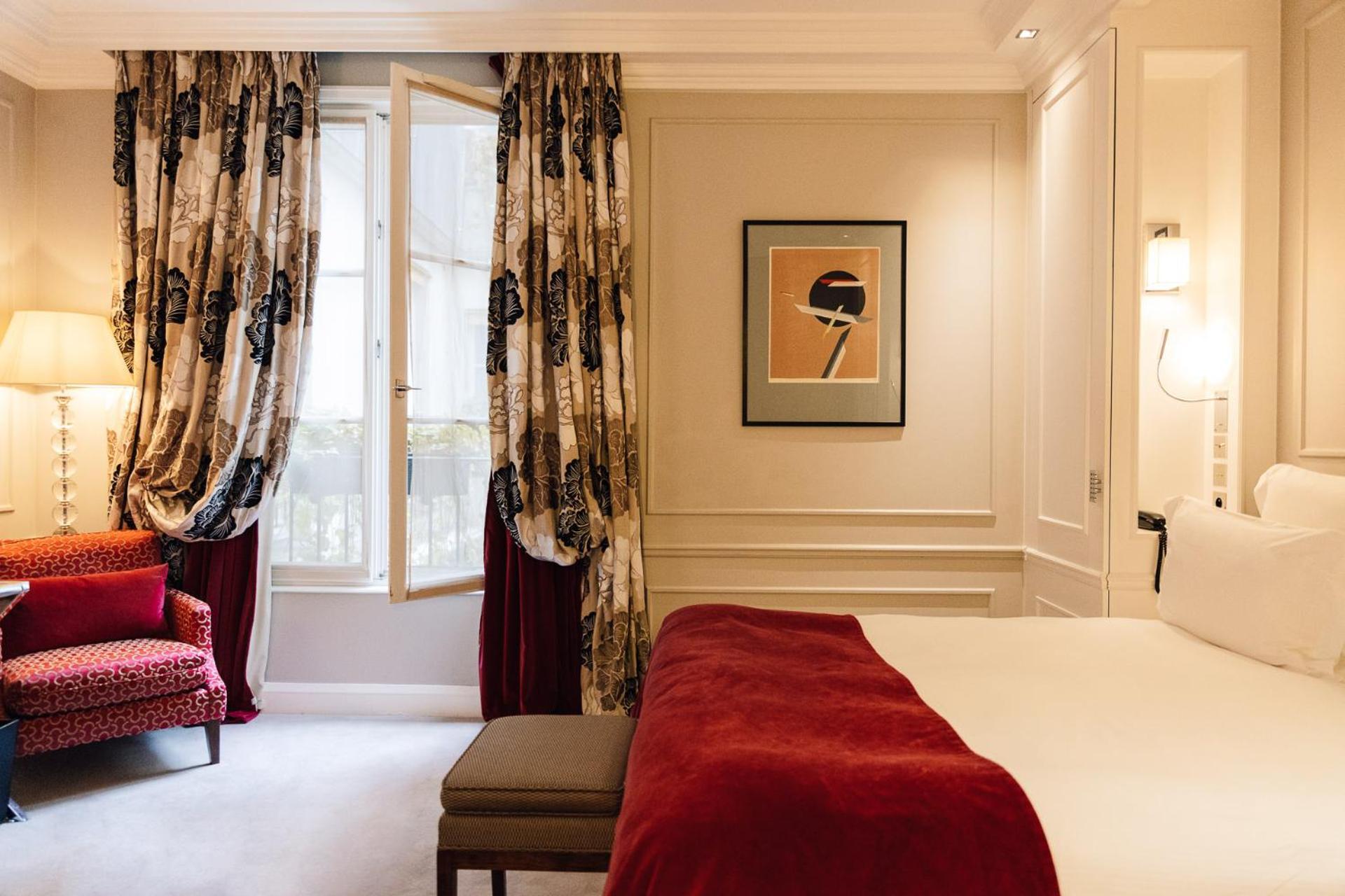 Le Burgundy Paris Hotel Exterior photo