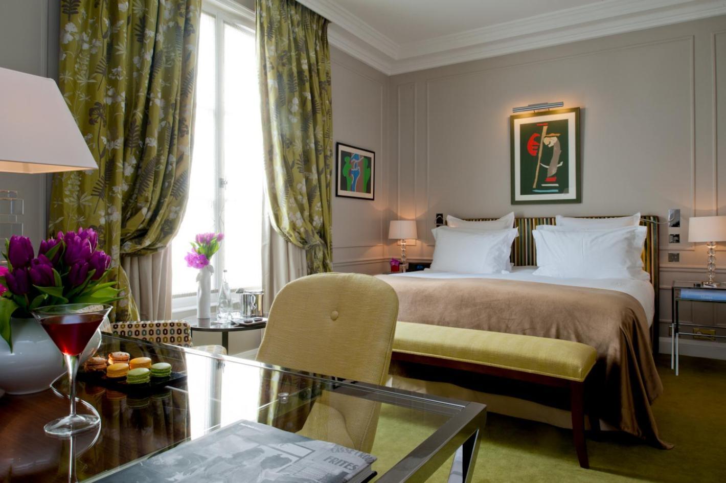 Le Burgundy Paris Hotel Exterior photo