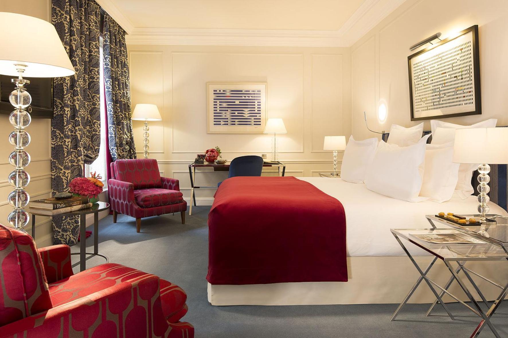Le Burgundy Paris Hotel Exterior photo